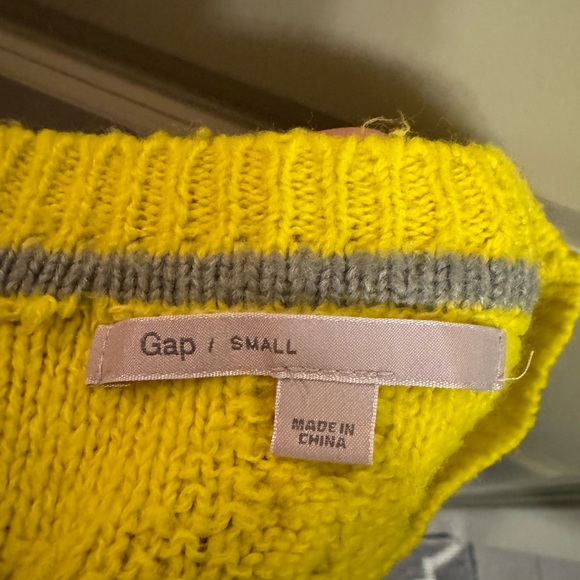 GAP Women's Sweater Yellow Gray White Striped Crew Neck Long Sleeve Size S - Picture 3 of 4